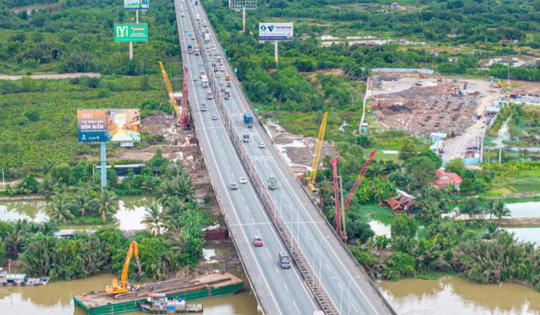 Dự án 15.000 tỷ mở rộng cao tốc kết nối TP. HCM tới tỉnh giàu bậc nhất Việt Nam nguy cơ trễ hẹn thông xe