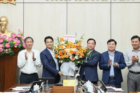 Thủ tướng phê chuẩn nhân sự Phó Chủ tịch UBND tỉnh Hưng Yên