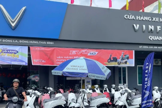 Chủ đầu tư 10 đại lý xe máy điện VinFast: 'Bán hơn 1.000 xe/tháng, doanh số gấp nhiều lần thương hiệu khác'