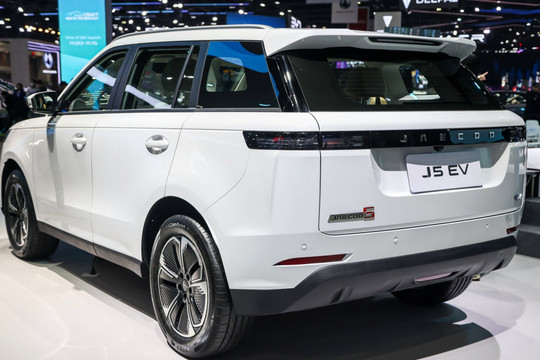 Mẫu SUV chạy điện ‘ăn đứt’ Toyota Yaris Cross giá chỉ 394 triệu, thiết kế hiện đại, sở hữu công nghệ sạc thần tốc chỉ trong 28 phút, dễ khiến Hyundai i10 phải lo