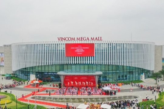 Vincom Retail (VRE) bước vào chu kỳ tăng trưởng mới, ước lãi năm 2025 lên gần 4.800 tỷ
