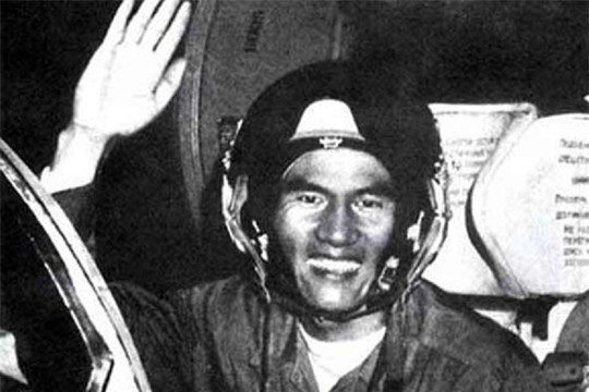 Vị tướng Việt Nam duy nhất 3 lần được phong tặng danh hiệu Anh hùng bởi 2 quốc gia