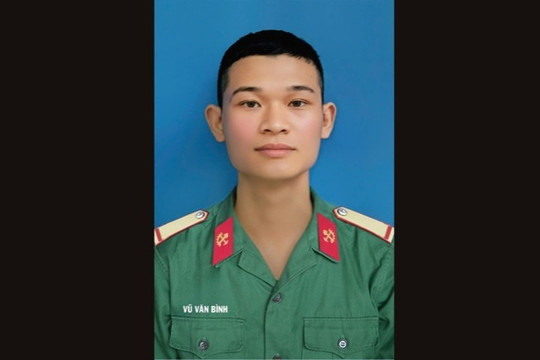 Chiến sĩ Vũ Văn Bình hy sinh khi làm nhiệm vụ