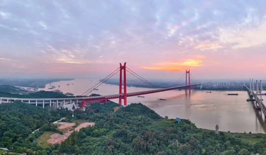 Chính thức thông xe cầu dây văng 2 tầng độc nhất thế giới