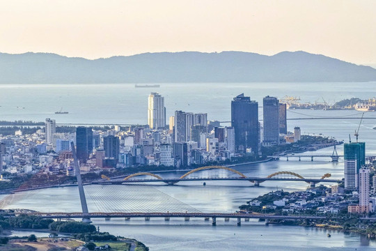 Hơn 40 doanh nghiệp nước ngoài 'nhắm' đến trung tâm tài chính quốc tế tại thành phố đáng sống nhất Việt Nam