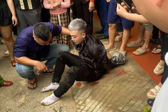 Bắt nam thanh niên cướp tiệm vàng sinh năm 2006