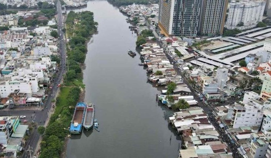 Thành phố giàu nhất Việt Nam sắp giải tỏa hàng trăm hộ dân, nhường chỗ mở rộng tuyến đường từng là ‘mặt tiền của quận 4’