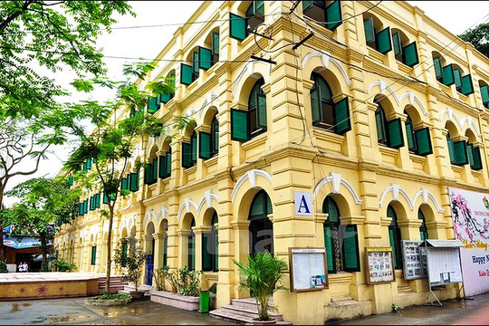 Ngôi trường cấp 3 danh giá bậc nhất Thủ đô: Đào tạo ra nhiều nhân tài, cựu học sinh toàn chính khách, Giáo sư, nghệ sĩ lừng danh