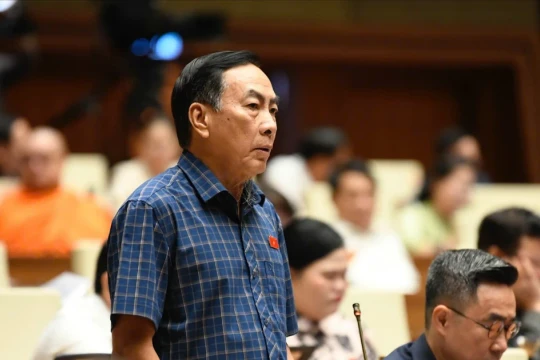 'Vừa có chủ trương tăng lương, giá hàng hóa ngoài thị trường đã tăng ngay'