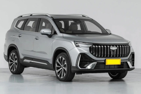 Mẫu SUV 7 chỗ ‘thế chân’ Ford Everest với giá chỉ 473 triệu: Sang trọng, rộng rãi, động cơ mạnh mẽ lên tới 218 mã lực