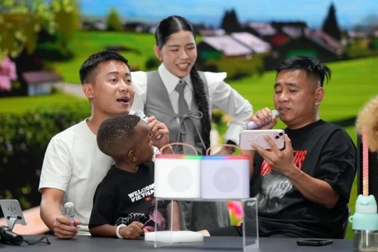 Livestream bán thực phẩm chức năng, mỹ phẩm, phải cung cấp hồ sơ?