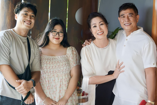 Nữ NSND nổi tiếng hé lộ nơi ‘dưỡng già’ rộng hàng nghìn m2, chồng tự tay cuốc đất, nhặt từng viên đá để về xây dựng