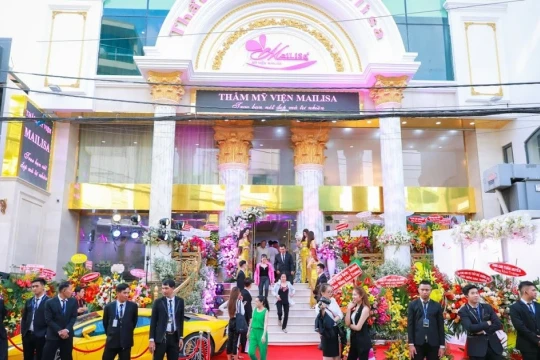 Điều bất thường xảy ra tại thẩm mỹ viện Mailisa trước khi bị công an khám xét