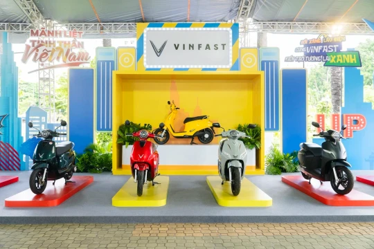 VinFast tung chương trình 'khủng' tặng tới 27,5 tỷ đồng cho khách hàng mua xe máy điện