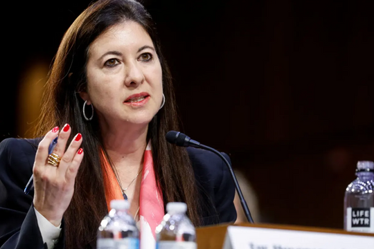 Điều tra cựu Thống đốc Ngân hàng Trung ương, nghi vấn giao dịch mờ ám