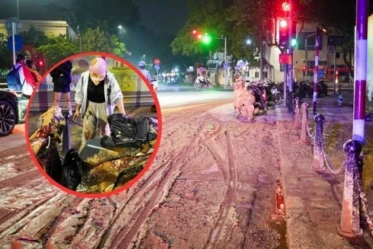 Vụ bùn lỏng ngập tràn phố: Chủ đầu tư dự án đường metro ngầm Hà Nội phủ nhận liên quan