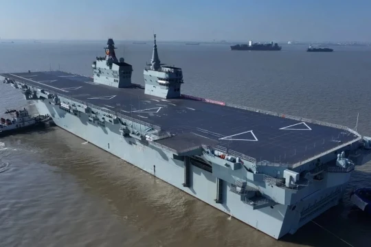 Tàu đổ bộ Tứ Xuyên của Trung Quốc hoàn thành chuyến thử nghiệm đầu tiên