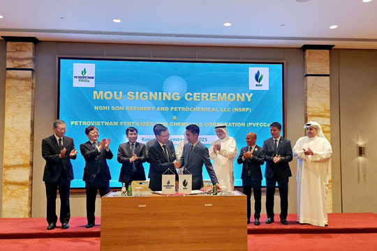 PVFCCo - Phú Mỹ và NSRP ký kết hợp tác tại Kuwait, mở rộng chuỗi giá trị hóa dầu