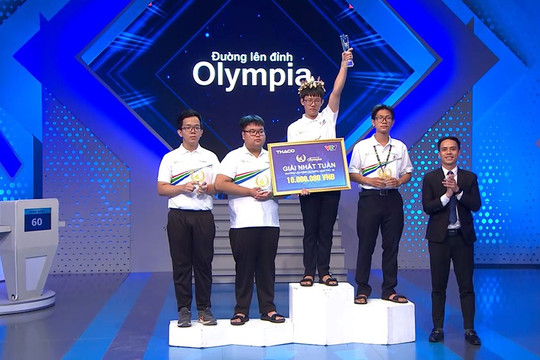 Nam sinh Quảng Trị lập kỳ tích tại Olympia, 5 năm mới có người đạt được