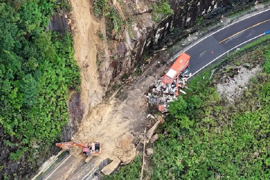 Sẽ nổ mìn thông tuyến đèo hiểm trở dài bậc nhất Việt Nam, nối liền hai trung tâm du lịch nổi tiếng