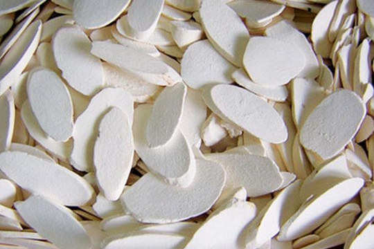 Trung Quốc mạnh tay chi 182 triệu USD mua gần 900 nghìn tấn 'vàng trắng dưới lòng đất' của Việt Nam để làm gì?