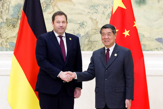 Nền kinh tế lớn thứ 3 thế giới ‘lật mặt’, ủng hộ đánh thuế 50% với thép Trung Quốc