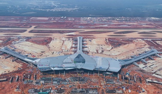 Mãn nhãn với loạt ảnh siêu sân bay lớn nhất Việt Nam, lọt TOP quy mô thế giới trước khi bước vào thời khắc lịch sử