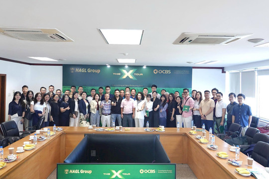 Hơn 50 đại diện quỹ đầu tư, CTCK làm việc với HAGL của bầu Đức