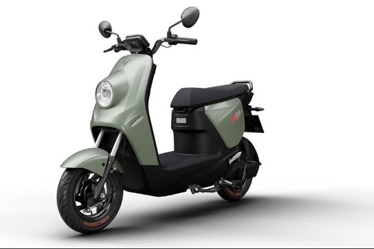 2 mẫu xe điện chỉ từ 14,9 triệu của VinFast, thiết kế sành điệu, lái không cần bằng, chạy xa 135km/1 lần sạc, pin dễ dàng tháo rời