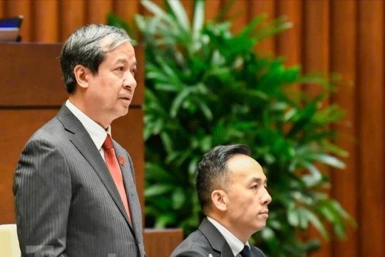 Bộ trưởng Nguyễn Kim Sơn: Bộ Giáo dục không ‘ôm’ đào tạo bác sĩ chuyên khoa