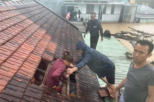 'Tuyệt đối không để người dân trên nóc nhà kêu cứu mà không được cứu kịp thời'