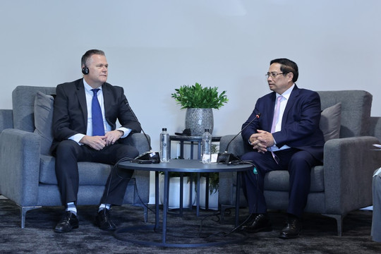 Thủ tướng đề nghị mở đường bay thẳng từ Việt Nam tới 'cửa ngõ châu Phi'