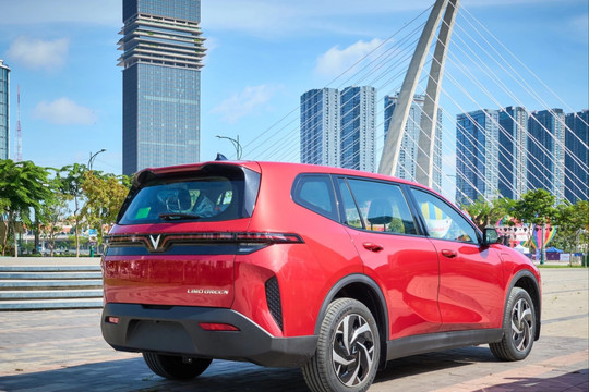 Bán Toyota Vios để ‘lên đời’ VinFast Limo Green, tài xế chạy dịch vụ lần đầu ‘bóc’ thẳng về xe, công khai luôn số tiền để tiếp nhiên liệu