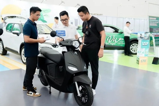 Chuyển sang xe điện sớm, chủ xe mạnh tay chi 34,9 triệu mua VinFast: Sau 2 tháng thẳng thắn kể điều từng lăn tăn và chất lượng xe