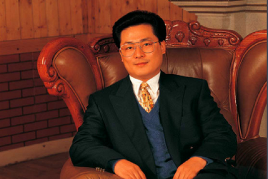 Đại gia từng là 'thần đồng kinh doanh' lẫy lừng, bị tuyên án tử, xin nộp 183.000 tỷ vẫn không thể mua lại mạng sống