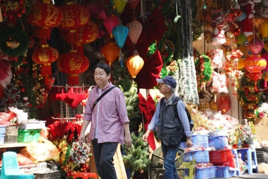 Phố cổ Hà Nội 'thay áo mới' sau một đêm: Đường thông, hè thoáng chưa từng thấy