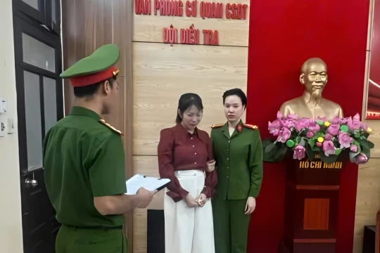 Nguyên Phó Giám đốc phòng giao dịch ngân hàng chiếm đoạt gần 1 tỷ đồng