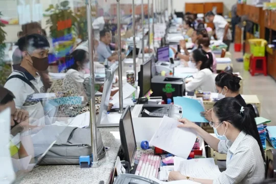 Tinh gọn bộ máy: Công chức cắt giảm 15%, viên chức tối thiểu 10% đến hết 2026