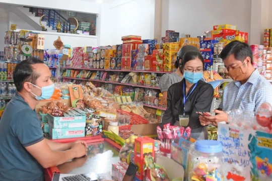 ĐBQH Phạm Văn Hòa: Thu nhập 16 triệu/tháng phải kê khai thuế, tiểu thương có nguy cơ đóng cửa