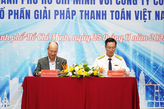 FPT: Gần 362.000 hộ kinh doanh ở TP. HCM sắp được 'trợ lý AI' hỗ trợ nghĩa vụ thuế