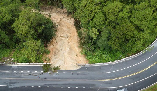 Đề xuất xây cầu mới vượt điểm sạt lở nặng trên đèo Mimosa