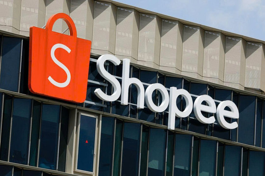 Hàng Việt Nam sắp có 'sân chơi riêng' trên Shopee quốc tế