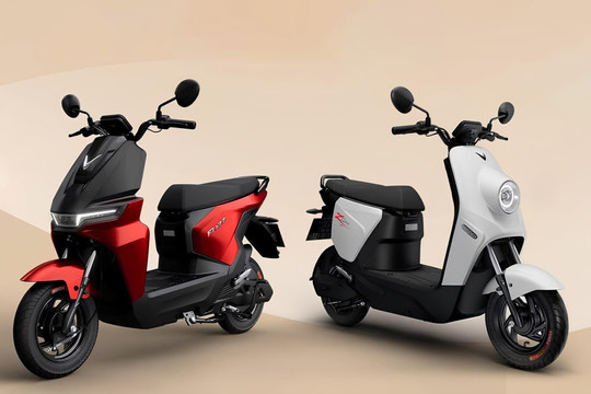 Sinh viên năm nhất lần đầu nói thật về mẫu xe máy điện VinFast giá hơn 16 triệu được giới thiệu đi xa tới 135km, cùng hệ thống trạm sạc rộng khắp