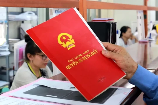Hà Nội điều chỉnh bảng giá đất, nhiều nơi tăng tới 26%, chi phí làm sổ đỏ dự báo 'đội' mạnh