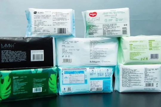 Sốc: 21/23 mẫu khăn lau mặt bán chạy nhất trên các sàn TMĐT chứa hóa chất độc hại