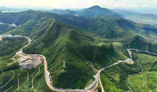 Sắp khởi công cao tốc gần 44.000 tỷ băng qua 2 con đèo hiểm trở chạy dọc tỉnh lớn thứ 2 Việt Nam