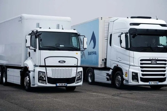 Ford cho ra mắt xe tải điện F-Line E: Lộ thông số ấn tượng với tầm hoạt động 300 km, kéo được 10 tấn