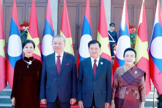 Việt Nam – Lào bổ sung nội hàm mới của quan hệ đoàn kết đặc biệt