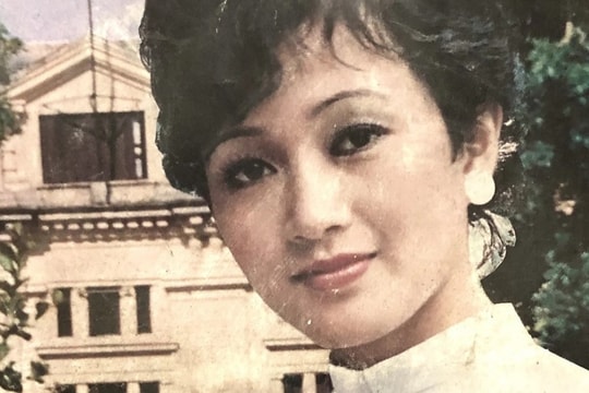 'Bà cố vấn' duy nhất Việt Nam là 'Nữ hoàng ảnh lịch', từng giữ chức Phó Giám đốc, 47 tuổi được phong tặng danh hiệu cao quý