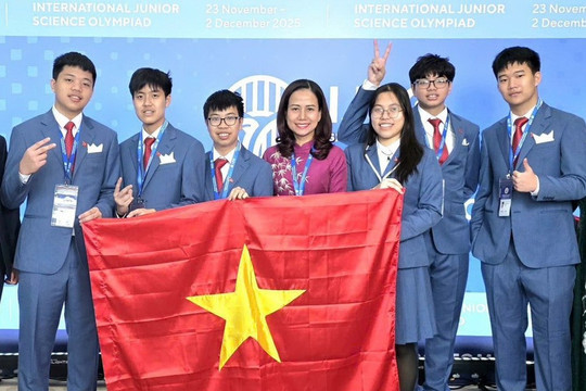 6/6 học sinh Việt Nam xuất sắc giành huy chương tại một kỳ Olympic quốc tế